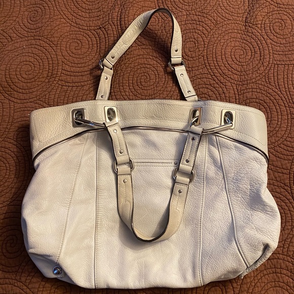 White leather b. Makowsky top handle tote bag - Picture 9 of 9